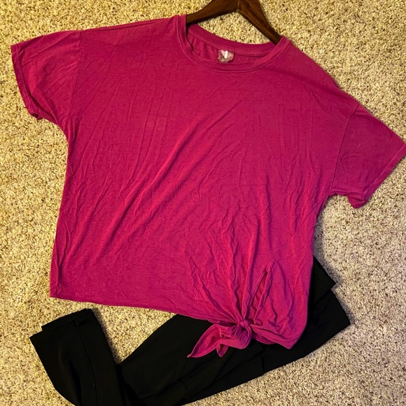🎀EUC Calia By Carrie Underwood Side Tie T-Shirt🎀 - Picture 8 of 12